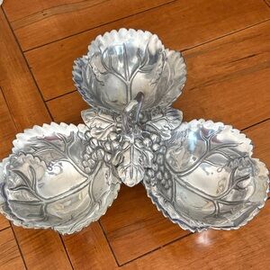 Arthur Court GRAPE Aluminum Hollowware 3-Part Relish Tray Server Bowl